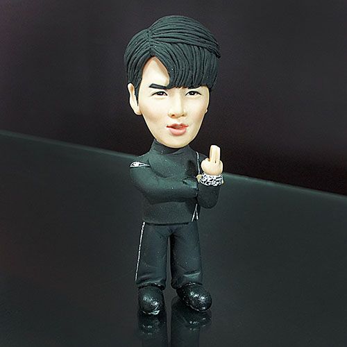 型男公仔
