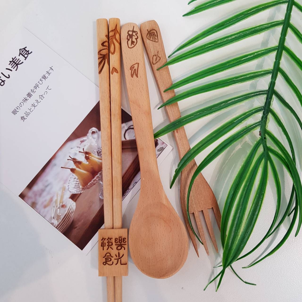 原木環保筷組雕刻