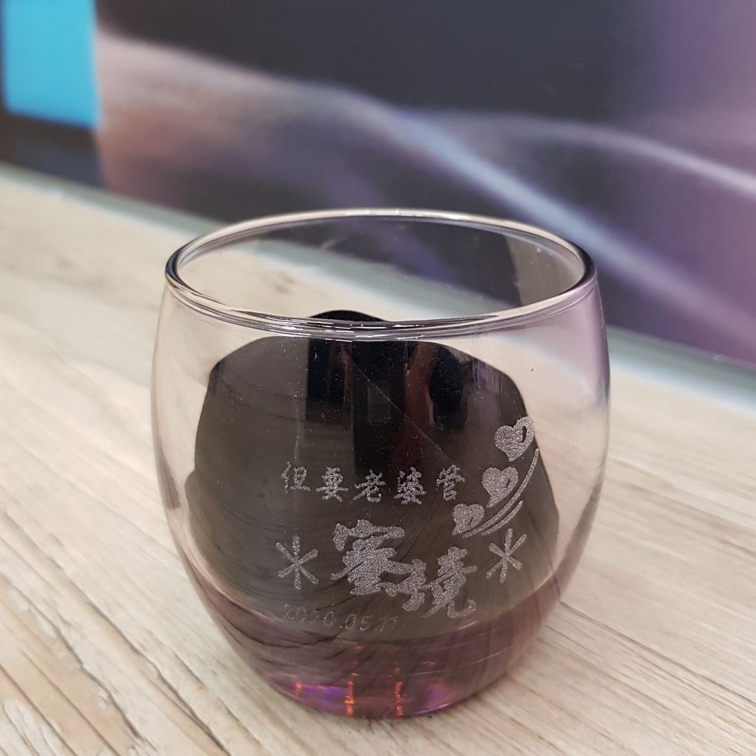 客製雕刻酒瓶酒杯 